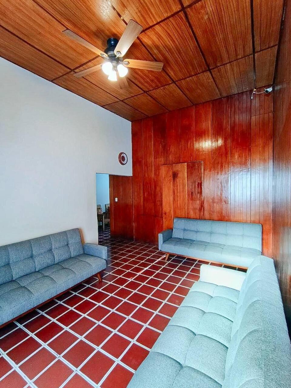 Casa Central De Santa Ana Esterno foto